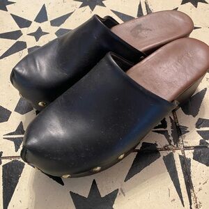Alohas Leather Platform Clogs